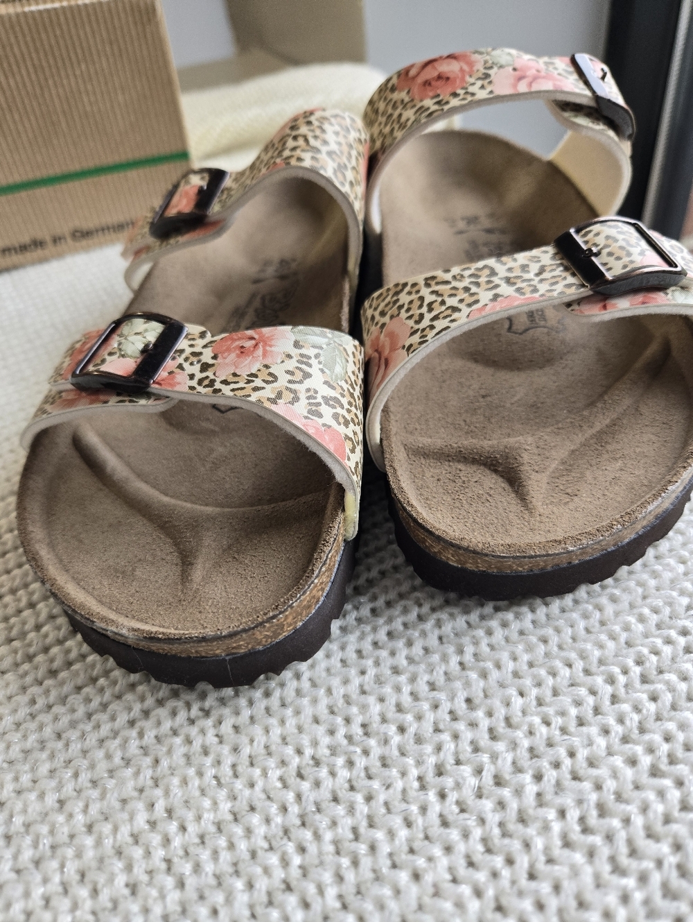 Birkenstock Birki’s Michele Leopard & Roses Print Sandals Size 38 NIB Rare - Picture 4 of 14